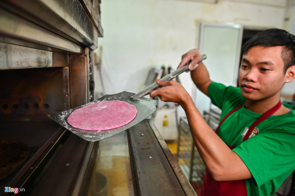 Món pizza thanh long độc lạ xuất hiện trong dịch virus corona - Ảnh 7.