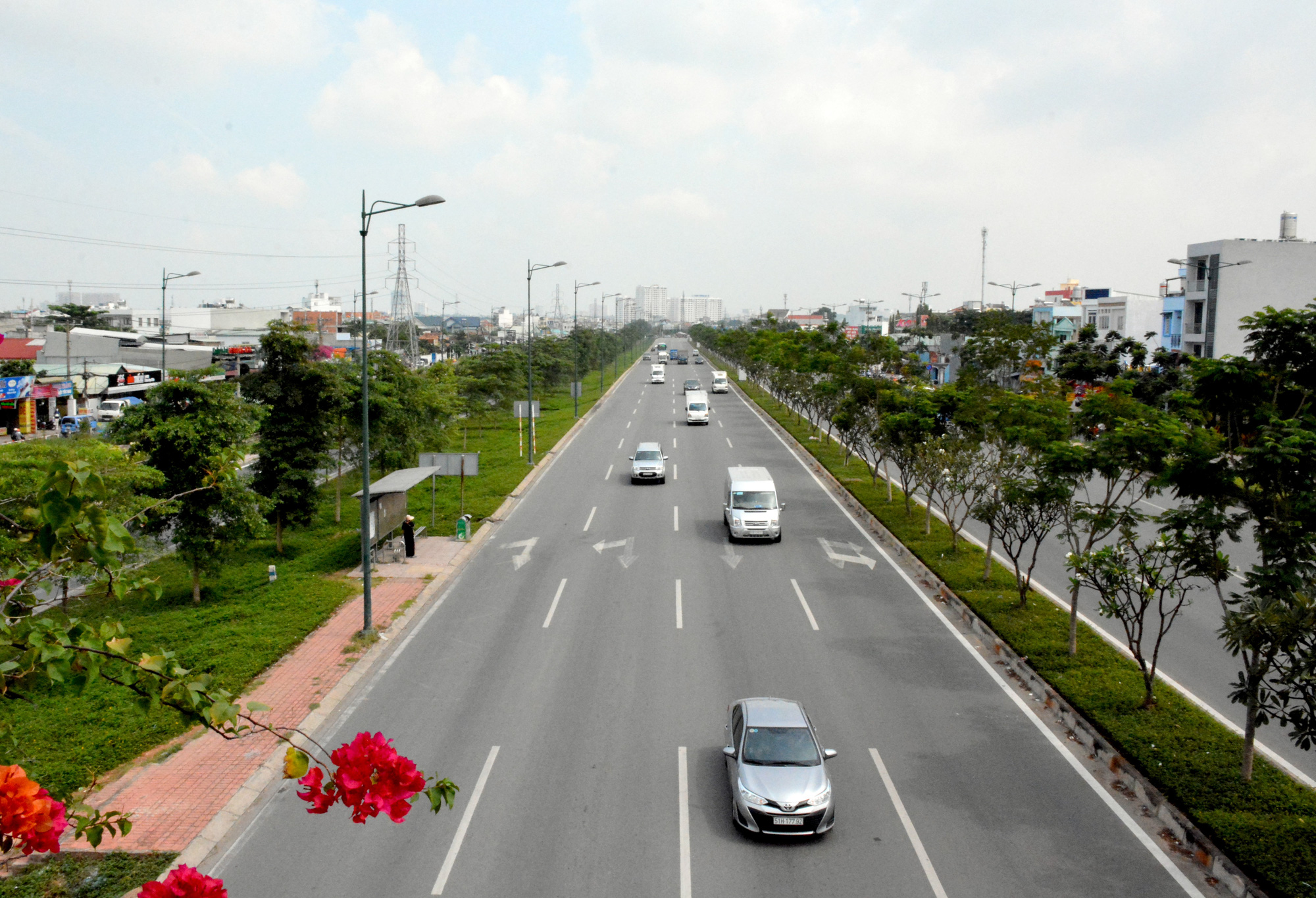 Nhiều 'điểm đen' giao thông ở TP HCM thoát cảnh kẹt xe triền miên giờ cao điểm - Ảnh 7. Nhiều 'điểm đen' giao thông ở TP HCM thoát cảnh kẹt xe triền miên giờ cao điểm - Ảnh 7.