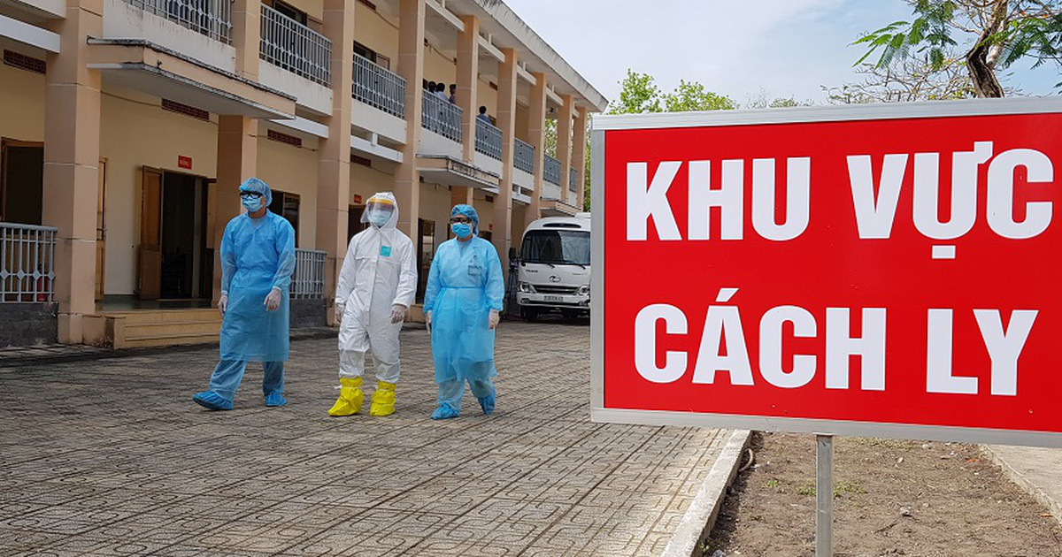 Tăng cường theo dõi sức khỏe người dân từ vùng đang có dịch COVID-19 - Ảnh 1. Tăng cường theo dõi sức khỏe người dân từ vùng đang có dịch COVID-19 - Ảnh 1.