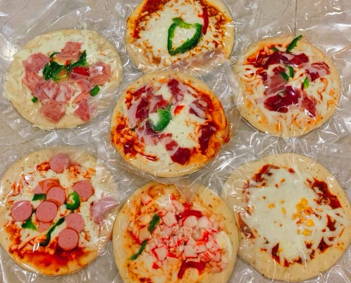 Nguồn gốc pizza siêu rẻ tràn chợ mạng, 6 tháng không mốc hỏng - Ảnh 1. Nguồn gốc pizza siêu rẻ tràn chợ mạng, 6 tháng không mốc hỏng - Ảnh 1.
