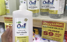 Không còn khan hiếm nước rửa tay, gel sát khuẩn, các siêu thị dồi dào nguồn hàng, đang giảm giá sâu