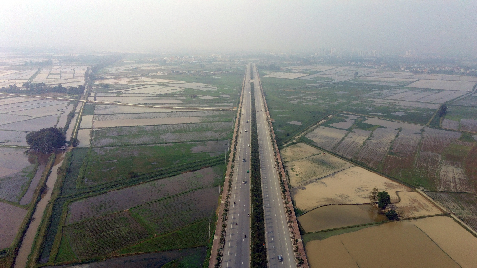 Đường sẽ mở theo qui hoạch: Toàn cảnh đường trục Tây Nam Hà Nội qua KĐT Thanh Hà - Ảnh 16. Đường sẽ mở theo qui hoạch: Toàn cảnh đường trục Tây Nam Hà Nội qua KĐT Thanh Hà - Ảnh 16.