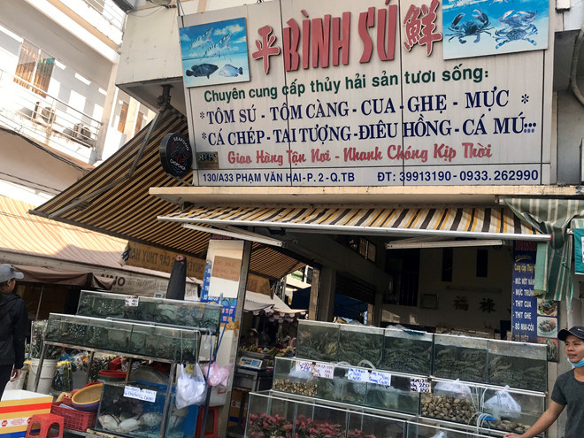 Sự thật về tôm hùm 'giải cứu' - Ảnh 1. Sự thật về tôm hùm 'giải cứu' - Ảnh 1.