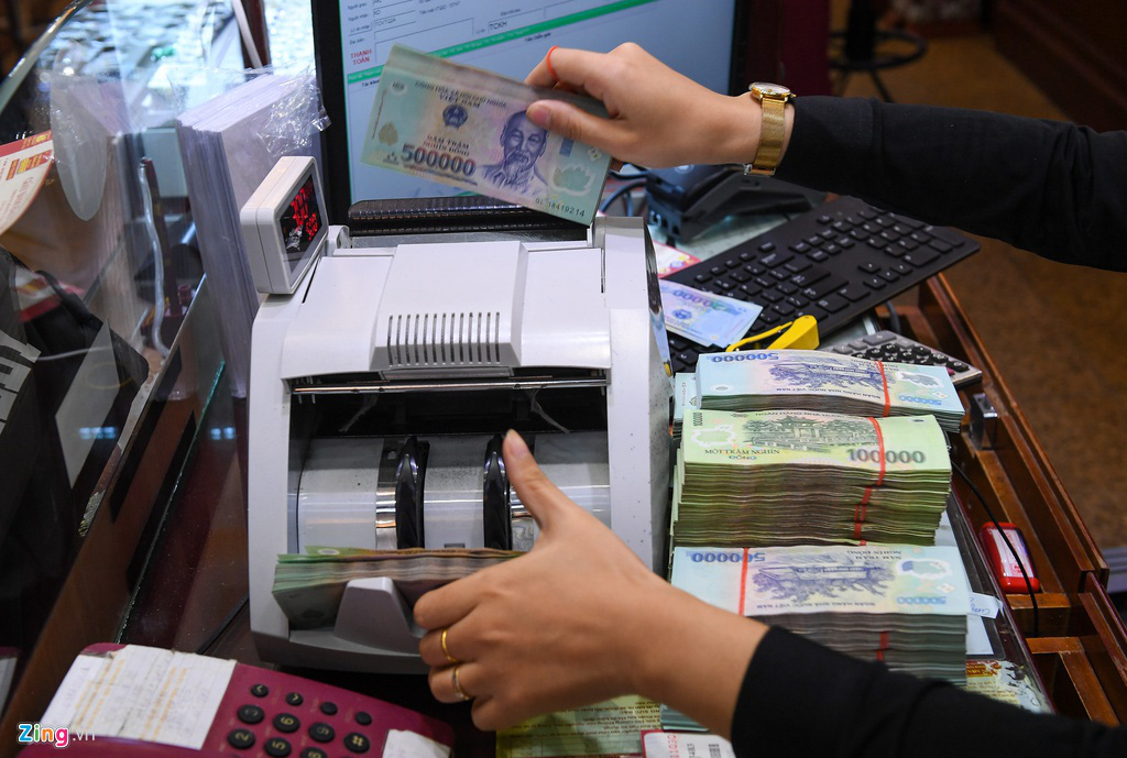 Mang 50 cây vàng bán chốt lời ngày giá đạt đỉnh - Ảnh 6. Mang 50 cây vàng bán chốt lời ngày giá đạt đỉnh - Ảnh 6.