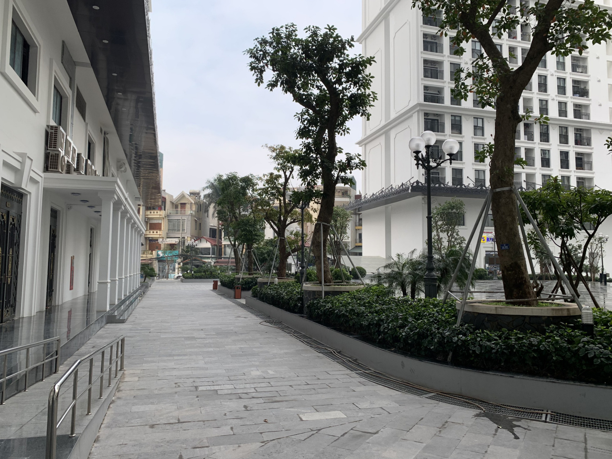 Người Hàn Quốc ở Hà Nội 'hoang mang' vì dịch COVID-19 - Ảnh 2. Người Hàn Quốc ở Hà Nội 'hoang mang' vì dịch COVID-19 - Ảnh 2.