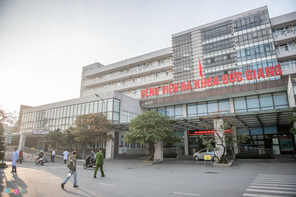 Bí thư Hà Nội Vương Đình Huệ thăm nơi cách li dịch Covid-19 - Ảnh 9. Bí thư Hà Nội Vương Đình Huệ thăm nơi cách li dịch Covid-19 - Ảnh 9.