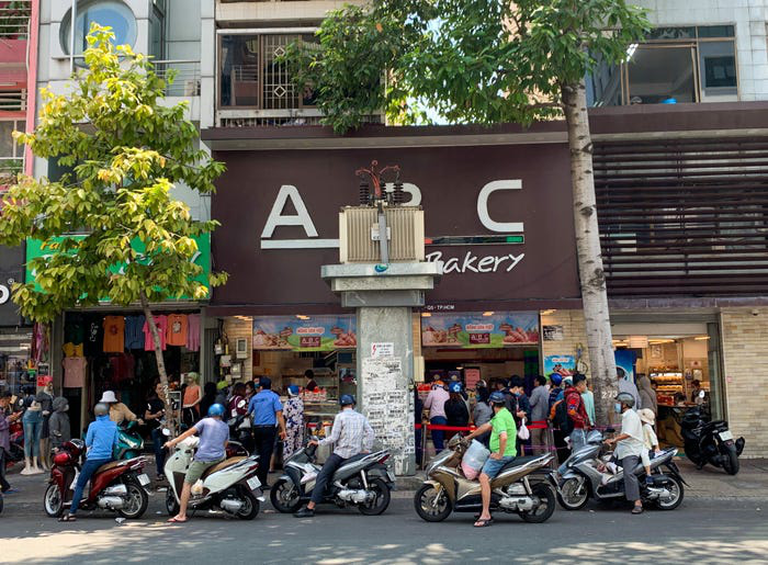 Bánh mì thanh long Việt Nam được báo nước ngoài khen ngợi - Ảnh 3.
