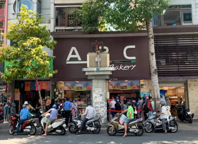 Báo nước ngoài nói về ổ bánh mì giải cứu thanh long của Việt Nam - Ảnh 1.