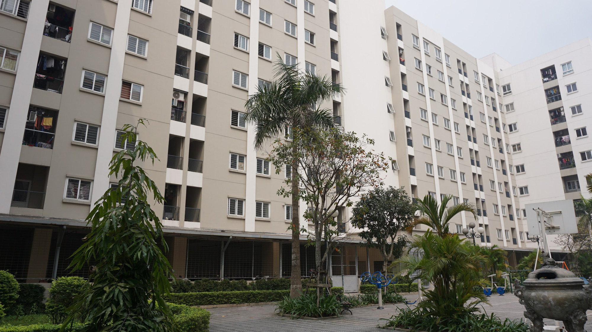 Vì sao nhà ở xã hội giá rẻ 'kịch sàn' vẫn ế ẩm người mua? - Ảnh 1. Vì sao nhà ở xã hội giá rẻ 'kịch sàn' vẫn ế ẩm người mua? - Ảnh 1.