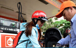 Giá xăng có thể tăng trở lại vào ngày mai?