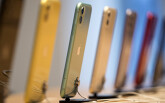 iPhone phiên bản pin rời khả năng được Apple cân nhắc ra mắt vì áp lực cạnh tranh