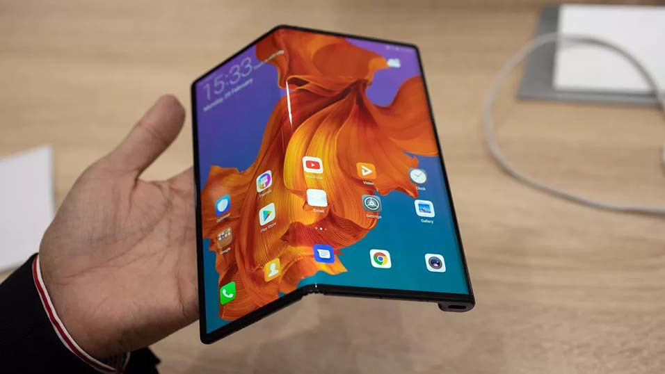 Lộ video cho thấy Huawei Mate X đã có thể chạy ứng dụng Google - Ảnh 1. Lộ video cho thấy Huawei Mate X đã có thể chạy ứng dụng Google - Ảnh 1.