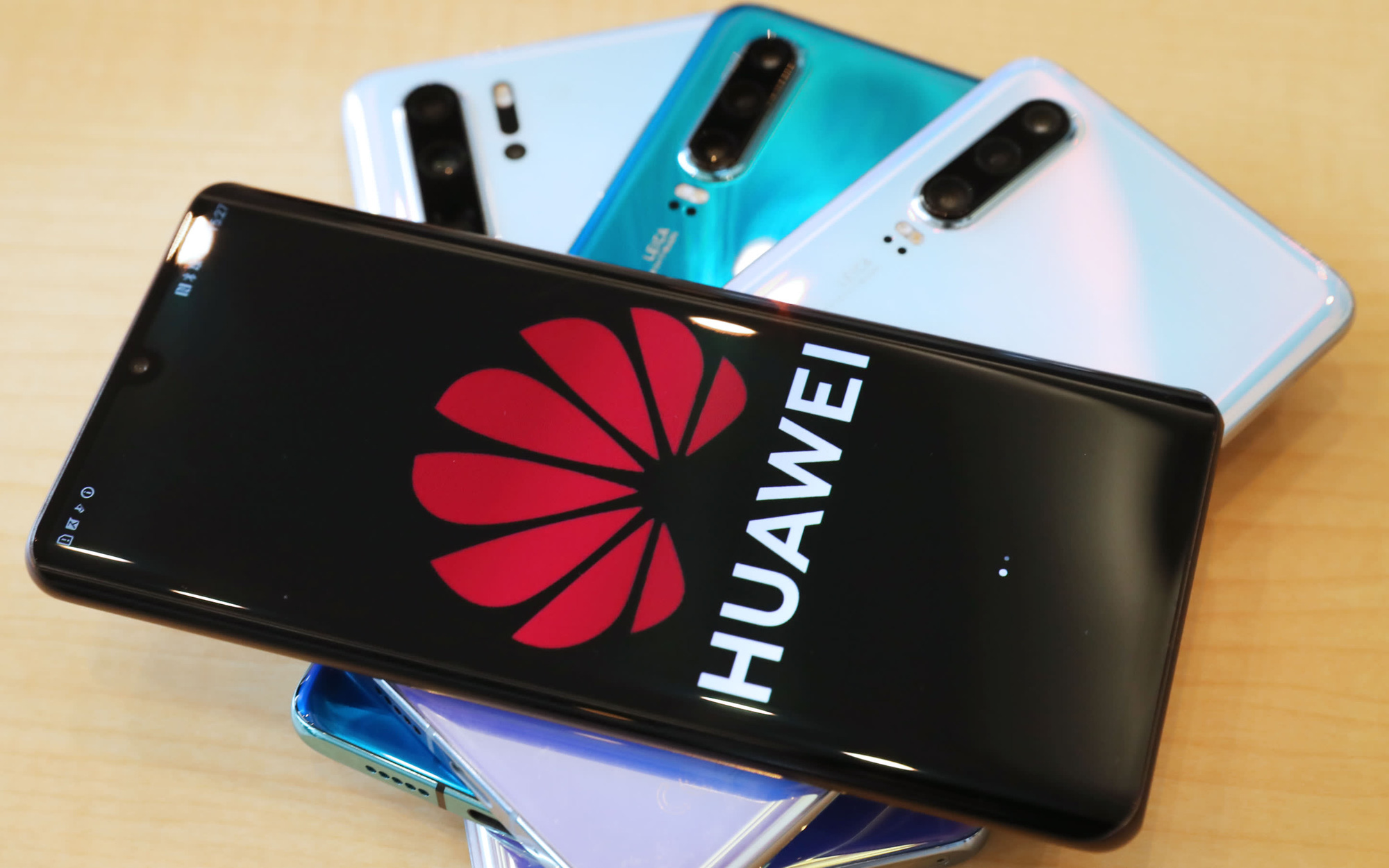 Tạm quên Huawei đi, Oppo mới thực sự là đối thủ là Apple và Samsung phải dè chừng - Ảnh 1. Tạm quên Huawei đi, Oppo mới thực sự là đối thủ là Apple và Samsung phải dè chừng - Ảnh 1.