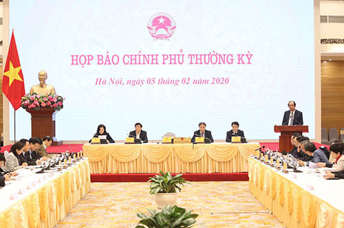 Việt Nam áp dụng nhiều biện pháp chống dịch do virus corona cao hơn so với WHO khuyến nghị - Ảnh 1. Việt Nam áp dụng nhiều biện pháp chống dịch do virus corona cao hơn so với WHO khuyến nghị - Ảnh 1.