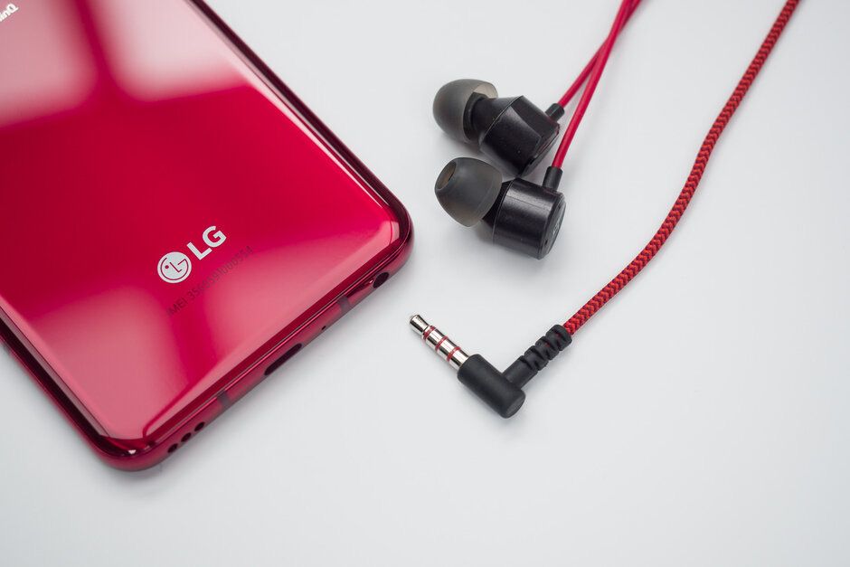 LG và ZTE xác nhận sẽ không ra mắt điện thoại 5G tại MWC 2020 vì lo ngại virus corona - Ảnh 2. LG và ZTE xác nhận sẽ không ra mắt điện thoại 5G tại MWC 2020 vì lo ngại virus corona - Ảnh 2.
