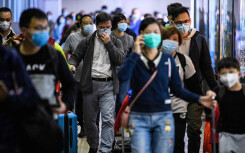 Trung Quốc cứu nền kinh tế đang sốt cao vì virus Vũ Hán như thế nào?
