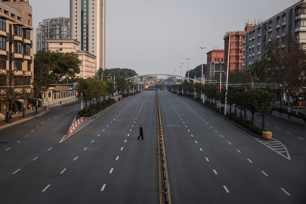 Du thuyền, khách sạn, khu nghỉ dưỡng thành nơi cách li dịch corona - Ảnh 2. Du thuyền, khách sạn, khu nghỉ dưỡng thành nơi cách li dịch corona - Ảnh 2.