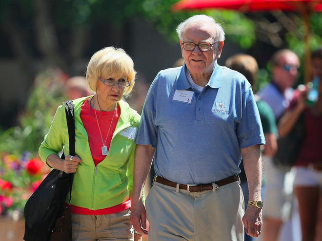 Cuộc hôn nhân kì lạ của tỉ phú Warren Buffett - Ảnh 12. Cuộc hôn nhân kì lạ của tỉ phú Warren Buffett - Ảnh 12.
