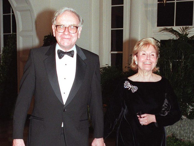 Cuộc hôn nhân kì lạ của tỉ phú Warren Buffett - Ảnh 5. Cuộc hôn nhân kì lạ của tỉ phú Warren Buffett - Ảnh 5.