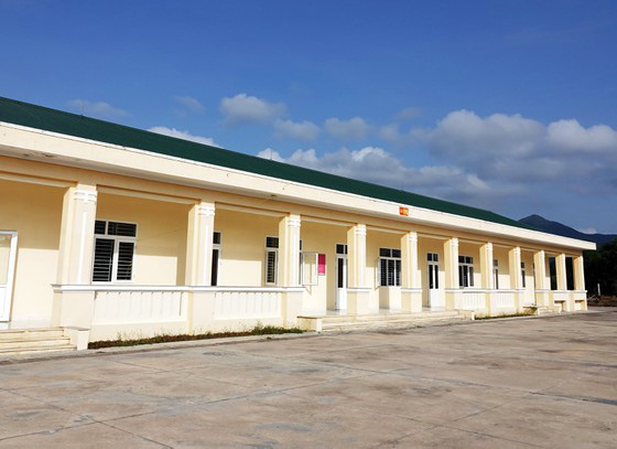 Lập 2 khu cách li quân sự tiếp nhận công dân Việt Nam trở về từ Trung Quốc - Ảnh 1. Lập 2 khu cách li quân sự tiếp nhận công dân Việt Nam trở về từ Trung Quốc - Ảnh 1.