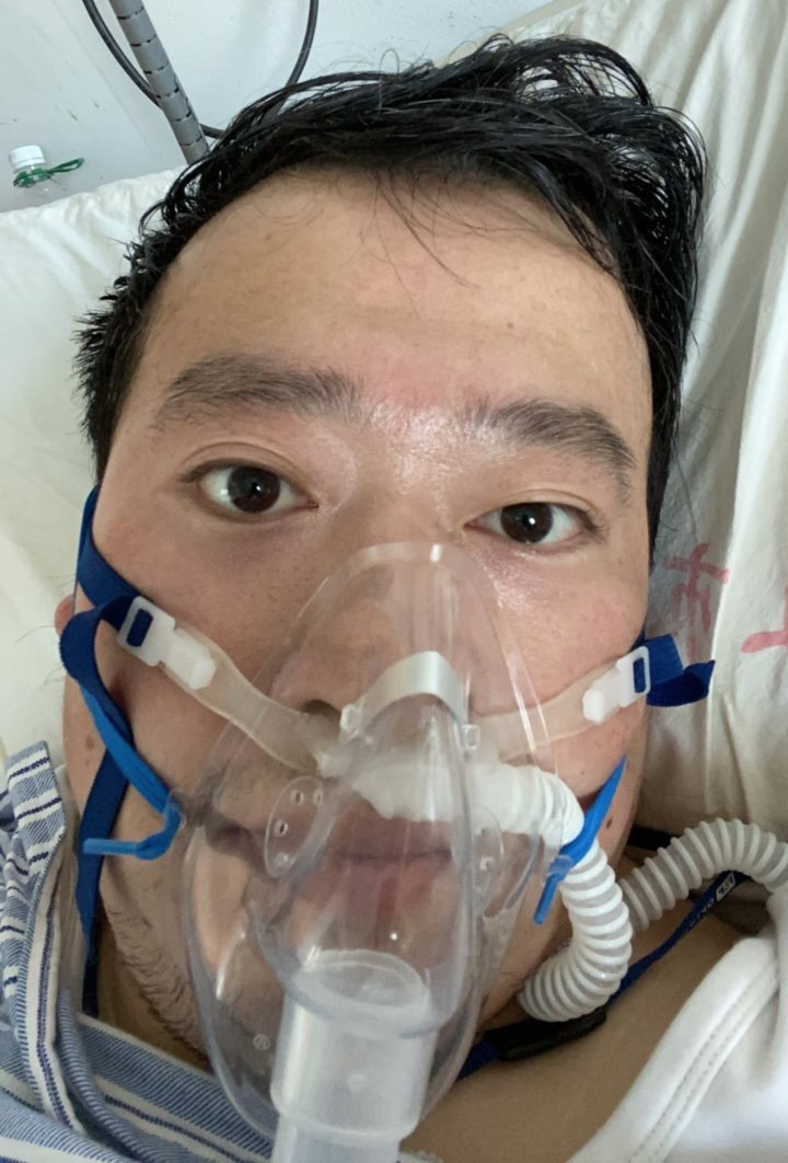 Vị bác sĩ Trung Quốc cảnh báo về dịch bệnh do virus corona mới đã qua đời vì corona - Ảnh 1.