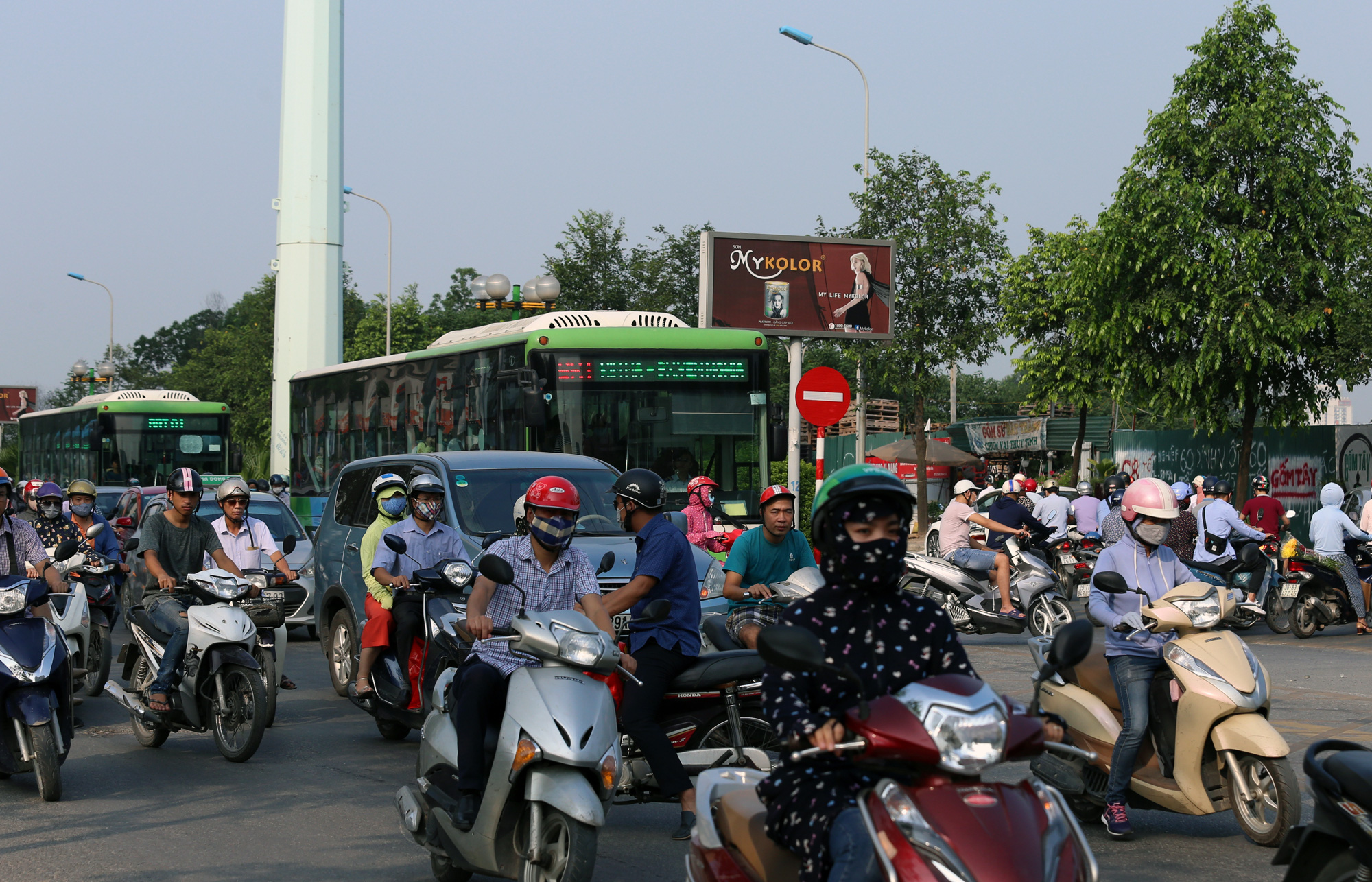 Tránh ùn tắc đường Tố Hữu qua Trung Văn như thế nào? - Ảnh 3. Tránh ùn tắc đường Tố Hữu qua Trung Văn như thế nào? - Ảnh 3.