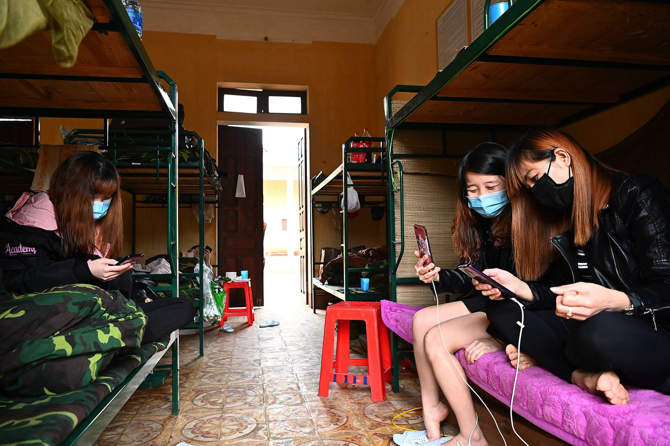 Khu cách li phòng dịch của quân đội - Ảnh 5. Khu cách li phòng dịch của quân đội - Ảnh 5.