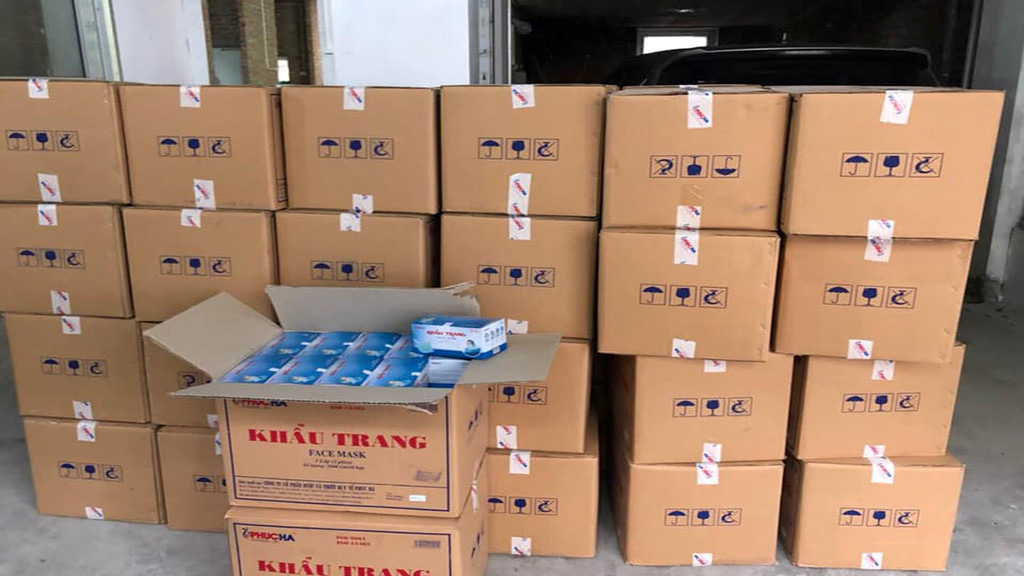 Phát hiện người Trung Quốc thu gom khẩu trang y tế số lượng lớn tại Việt Nam - Ảnh 1. Phát hiện người Trung Quốc thu gom khẩu trang y tế số lượng lớn tại Việt Nam - Ảnh 1.