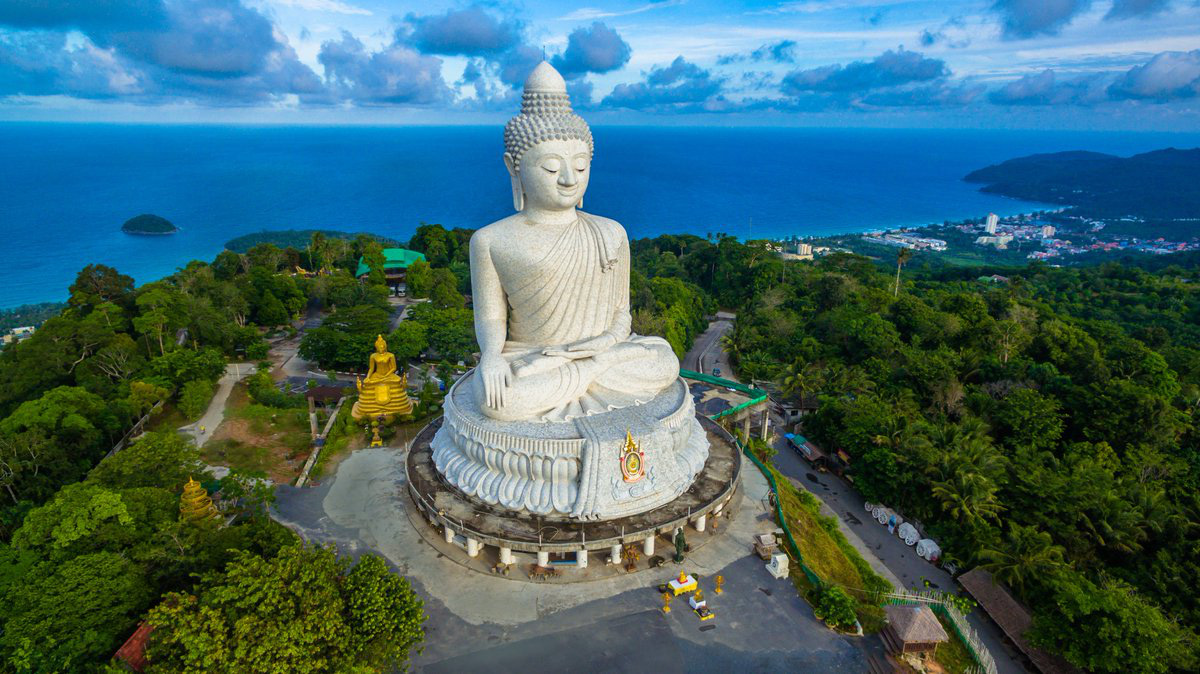 Vịnh Hạ Long được chọn là một trong những điểm đến đáng để tới thăm lần nữa - Ảnh 5.