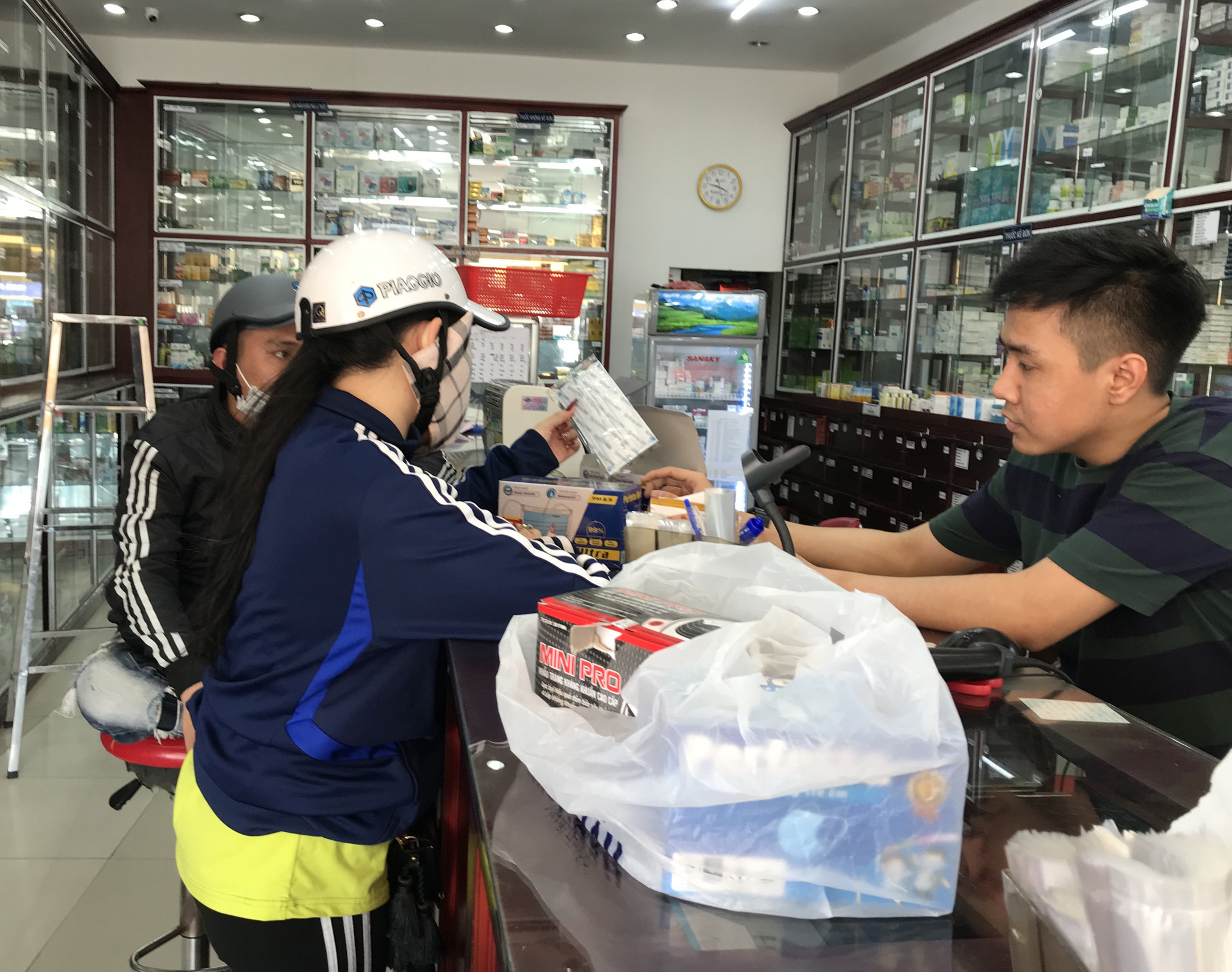 CPI tháng 2 giảm nhưng mức tăng bình quân 2 tháng cao nhất 7 năm trở lại đây - Ảnh 2. CPI tháng 2 giảm nhưng mức tăng bình quân 2 tháng cao nhất 7 năm trở lại đây - Ảnh 2.
