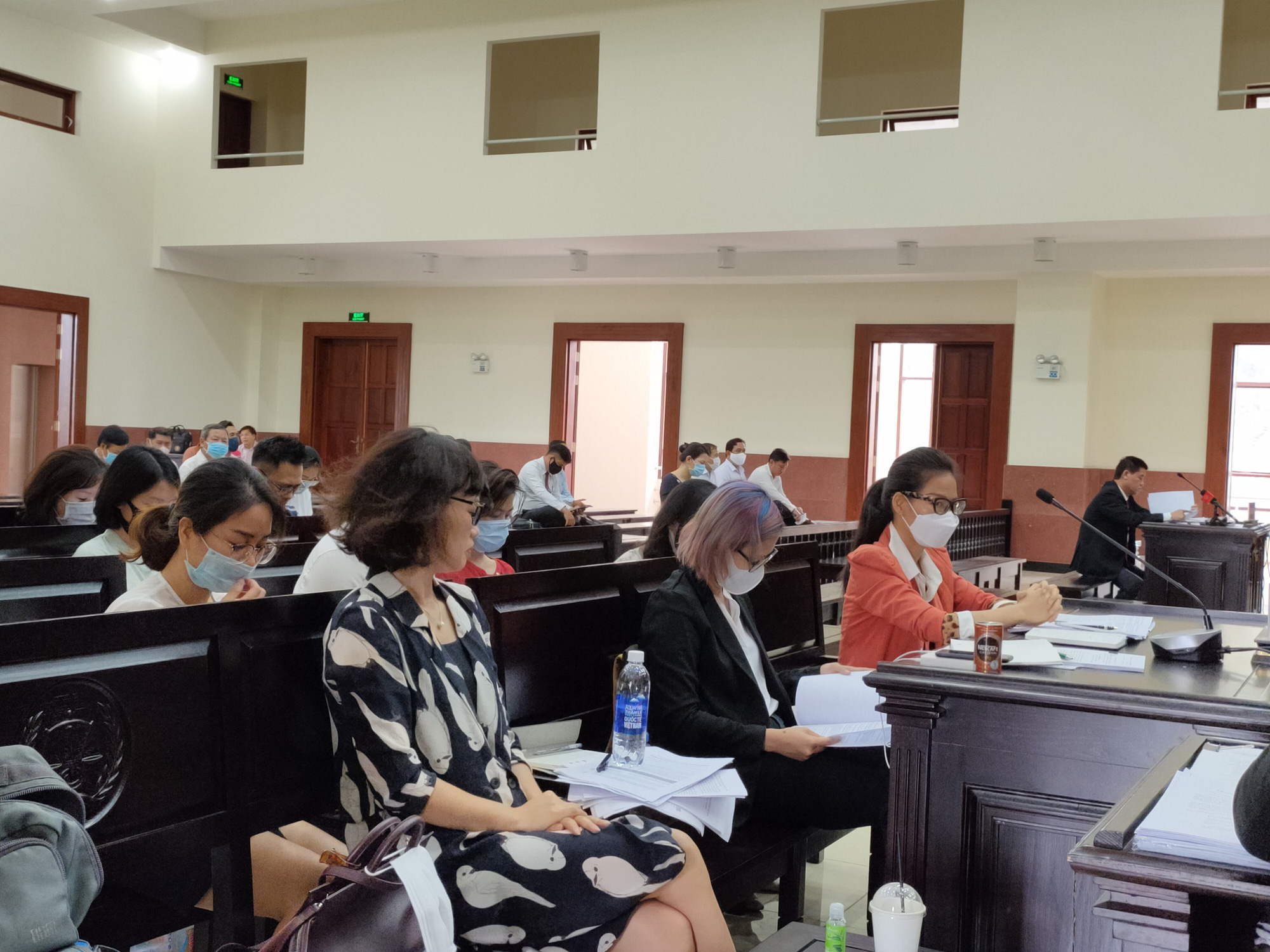 Tòa phúc thẩm bác kháng cáo của cả Grab và Vinasun, tuyên Grab bồi thường cho Vinasun 4,8 tỉ đồng - Ảnh 1. Tòa phúc thẩm bác kháng cáo của cả Grab và Vinasun, tuyên Grab bồi thường cho Vinasun 4,8 tỉ đồng - Ảnh 1.