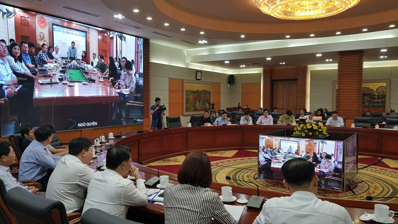 Hải Phòng: Dân trong vùng kiểm soát COVID-19 mừng như có tiệc khi biết hàng xóm âm tính - Ảnh 10. Hải Phòng: Dân trong vùng kiểm soát COVID-19 mừng như có tiệc khi biết hàng xóm âm tính - Ảnh 10.