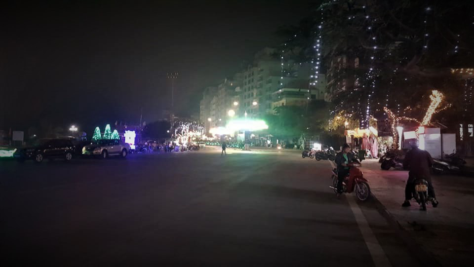 Hải Phòng: Dân trong vùng kiểm soát COVID-19 mừng như có tiệc khi biết hàng xóm âm tính - Ảnh 9. Hải Phòng: Dân trong vùng kiểm soát COVID-19 mừng như có tiệc khi biết hàng xóm âm tính - Ảnh 9.