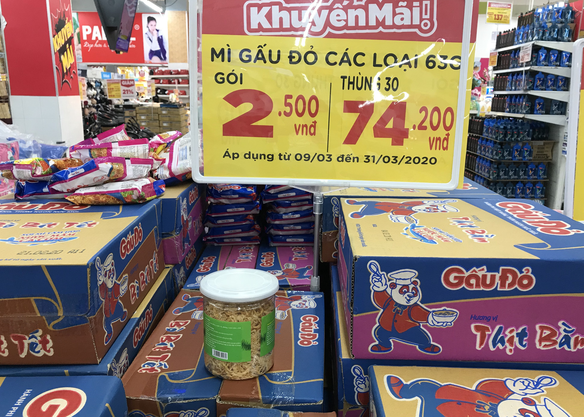 Acecook, Vifon, Miliket, Vissan… cam kết đủ hàng, không tăng giá, tạm dừng xuất khẩu để tập trung tiêu thụ nội địa - Ảnh 1. Acecook, Vifon, Miliket, Vissan… cam kết đủ hàng, không tăng giá, tạm dừng xuất khẩu để tập trung tiêu thụ nội địa - Ảnh 1.
