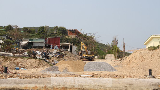 Khánh Hoà chỉ đạo khẩn xử lí vi phạm xây dựng tại Khu du lịch đảo Hòn Tằm - Ảnh 8. Khánh Hoà chỉ đạo khẩn xử lí vi phạm xây dựng tại Khu du lịch đảo Hòn Tằm - Ảnh 8.