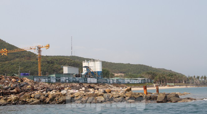 Khánh Hoà chỉ đạo khẩn xử lí vi phạm xây dựng tại Khu du lịch đảo Hòn Tằm - Ảnh 5. Khánh Hoà chỉ đạo khẩn xử lí vi phạm xây dựng tại Khu du lịch đảo Hòn Tằm - Ảnh 5.