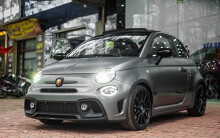 Ô tô siêu nhỏ có giá gần 3 tỉ đồng tại Việt Nam, đắt ngang Porsche Macan