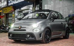Ô tô siêu nhỏ có giá gần 3 tỉ đồng tại Việt Nam, đắt ngang Porsche Macan