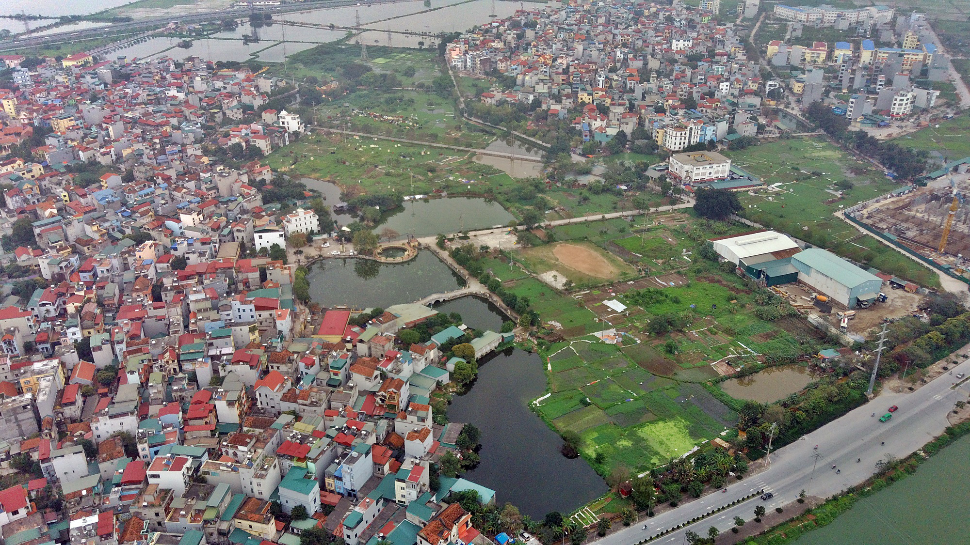 Đường sẽ mở theo qui hoạch: Toàn cảnh đường nối cao tốc Pháp Vân - Cầu Giẽ với Vành đai 3 - Ảnh 8. Đường sẽ mở theo qui hoạch: Toàn cảnh đường nối cao tốc Pháp Vân - Cầu Giẽ với Vành đai 3 - Ảnh 8.