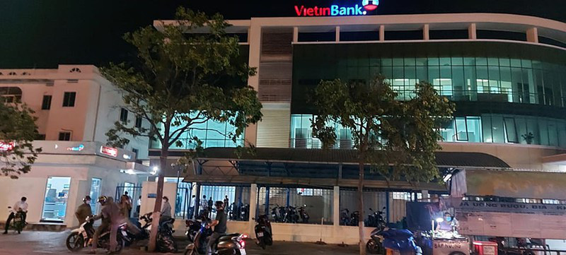 Vietinbank lên tiếng về trường hợp nữ nhân viên ngân hàng tại Bình Thuận bị nhiễm Covid-19 - Ảnh 1. Vietinbank lên tiếng về trường hợp nữ nhân viên ngân hàng tại Bình Thuận bị nhiễm Covid-19 - Ảnh 1.
