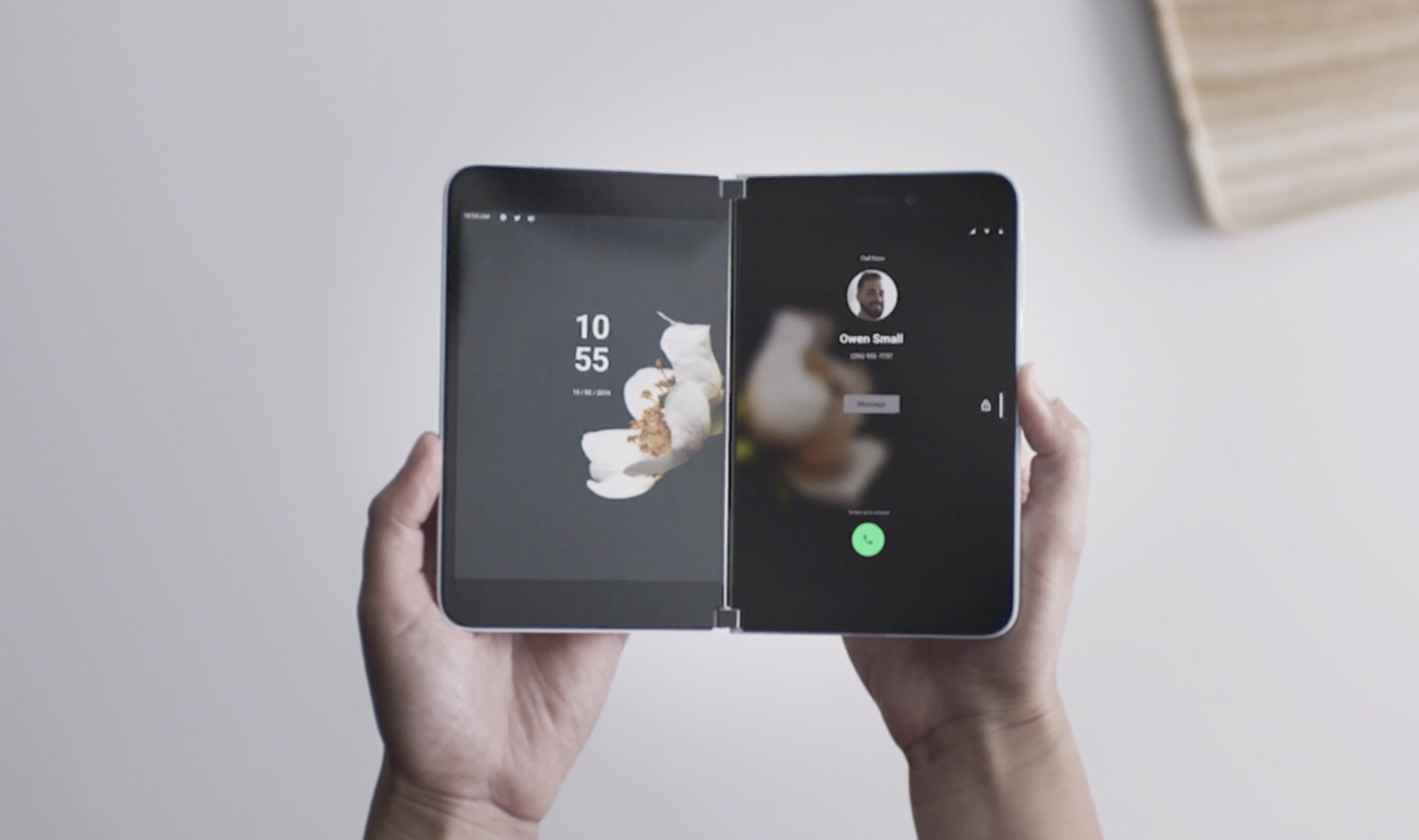 iPhone màn hình gập có thể đánh bại Microsoft Surface bằng tính năng này - Ảnh 1. iPhone màn hình gập có thể đánh bại Microsoft Surface bằng tính năng này - Ảnh 1.