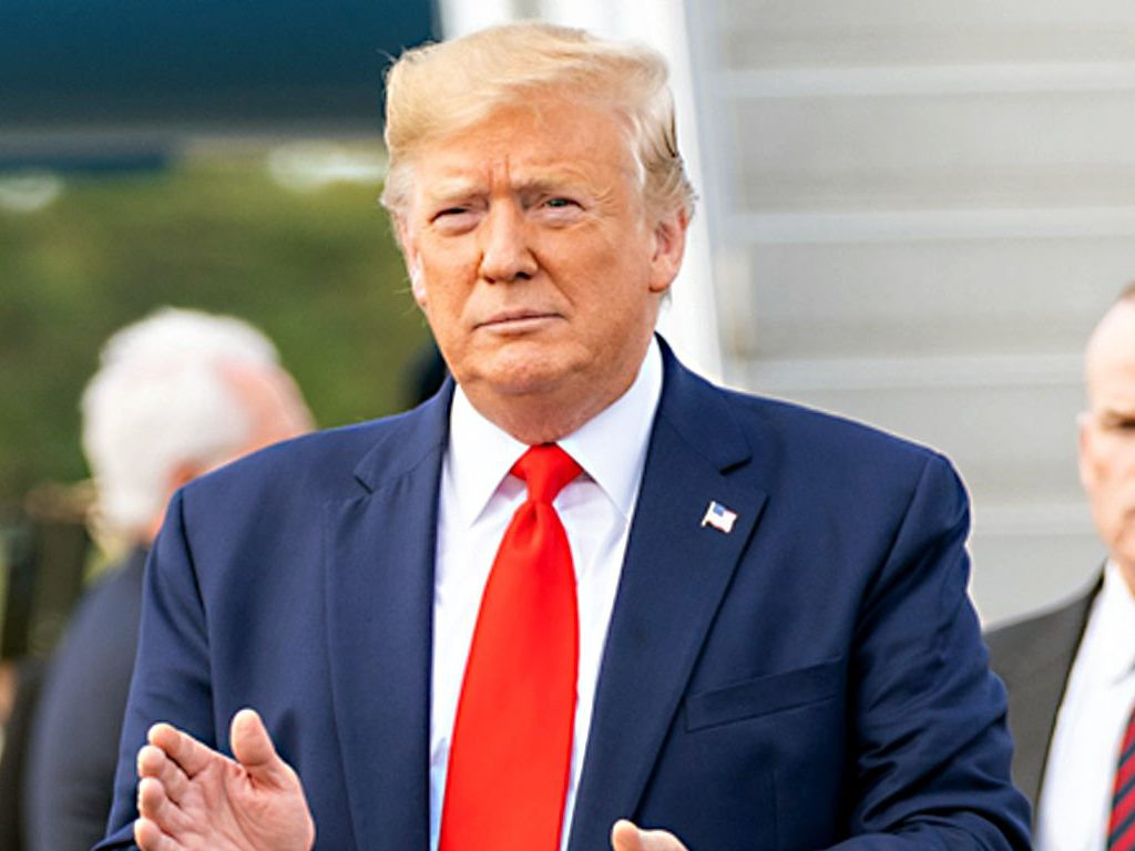 Trump tuyên bố sẽ hạn chế đi đi lại các nước châu Âu trong 1 tháng - Ảnh 2. Trump tuyên bố sẽ hạn chế đi đi lại các nước châu Âu trong 1 tháng - Ảnh 2.
