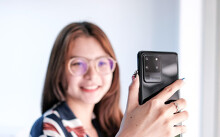 Nhiều mẫu Samsung Galaxy S20 gặp vấn đề với camera selfie