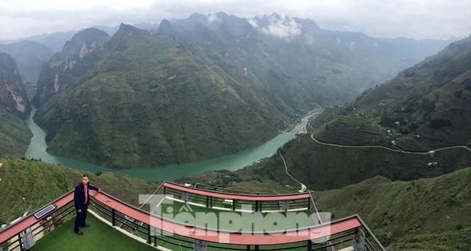 Công trình sai phạm Panorama Mã Pì Lèng sẽ được sửa sai thế nào? - Ảnh 2. Công trình sai phạm Panorama Mã Pì Lèng sẽ được sửa sai thế nào? - Ảnh 2.
