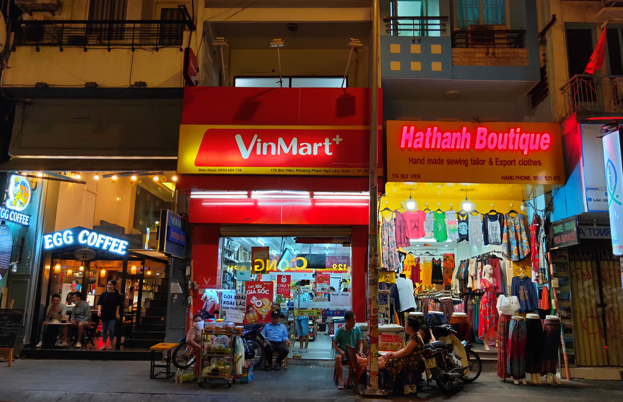 Phố tây - Ảnh 16. Phố tây - Ảnh 16.