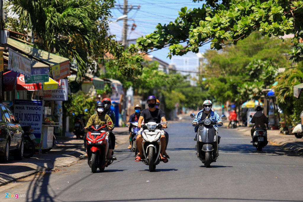 Quán xá ở Phan Thiết tạm nghỉ, khử trùng phòng Covid-19 - Ảnh 12. Quán xá ở Phan Thiết tạm nghỉ, khử trùng phòng Covid-19 - Ảnh 12.