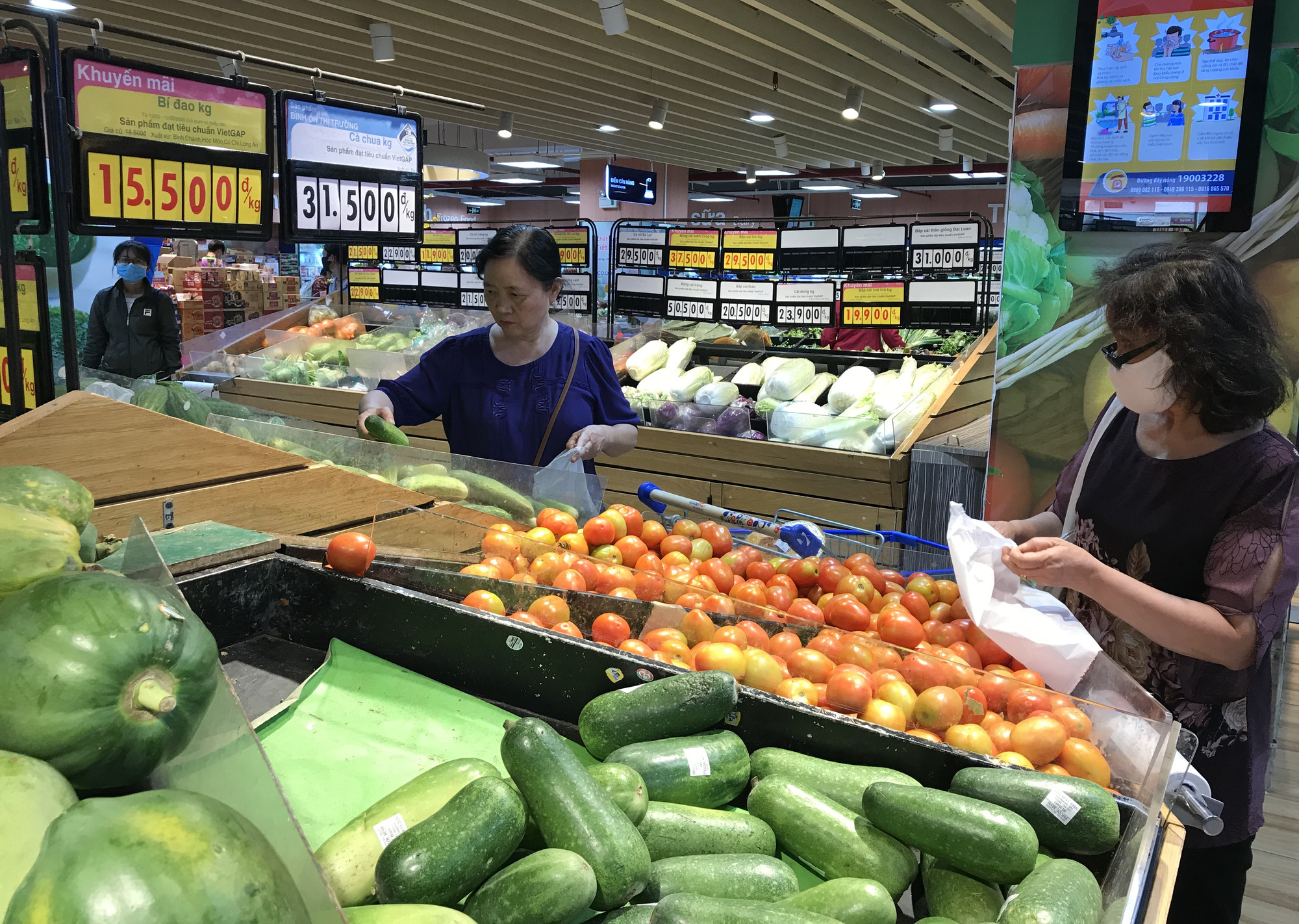 Số người cách li tập trung tăng đột biến, Saigon Co.op cung cấp 30.000 suất ăn mỗi ngày - Ảnh 3. Số người cách li tập trung tăng đột biến, Saigon Co.op cung cấp 30.000 suất ăn mỗi ngày - Ảnh 3.