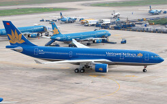 Vietnam Airlines dừng bay đến Pháp và Malaysia vì dịch Covid-19