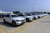 Cuộc đấu xe sang ở Việt Nam - Mercedes và phần còn lại