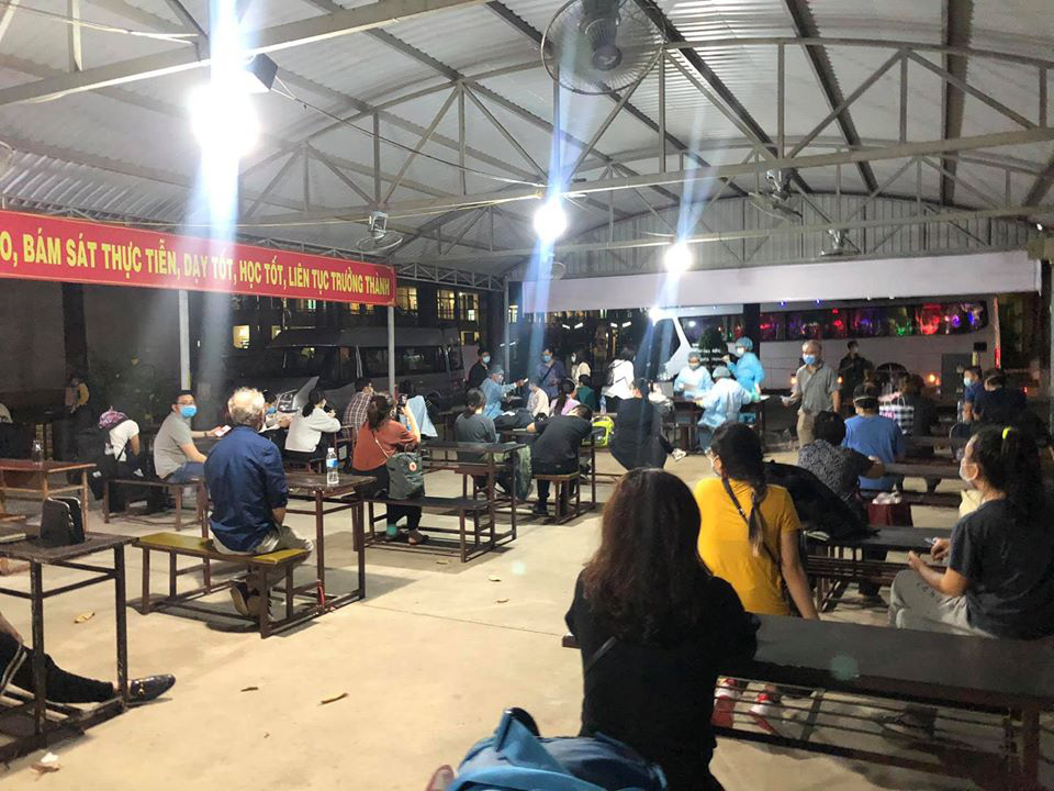 'Học kì quân sự' mùa dịch Covid-19 của du học sinh trở về từ CH Séc - Ảnh 5. 'Học kì quân sự' mùa dịch Covid-19 của du học sinh trở về từ CH Séc - Ảnh 5.